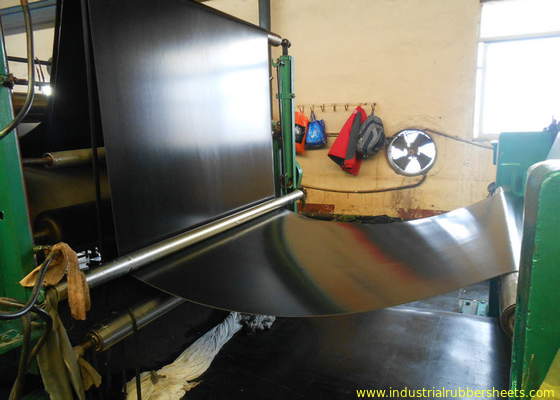 4-16Mpa Tensile Strength NBR Rubber Sheet with 40-80 Shore A Hardness and 250%-380% Elongation for Industrial Use