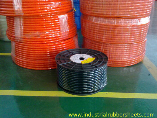 Red Polyurethane Coupling PU Hose with Chemic Erode Resistant and High Tensile Strength in 1.15-1.25g/cm3 Density
