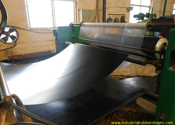 4-16Mpa Tensile Strength NBR Rubber Sheet with 40-80 Shore A Hardness and 250%-380% Elongation for Industrial Use