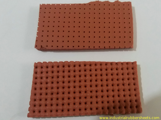 베이지 / 빨간색 / 회색 뚫린 실리콘 폼 고무 잎, 실리콘 스폰지 고무 잎 크기 10mm X 0.9m X 1.8m